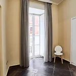 Via Niccolo Tommaseo 14 Napoli