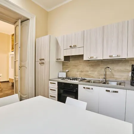 Apartment Via Niccolo Tommaseo 14 *
