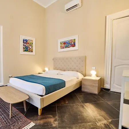 Via Niccolo Tommaseo 14 Apartment